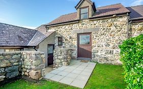 Bwythyn-Y-Wennol